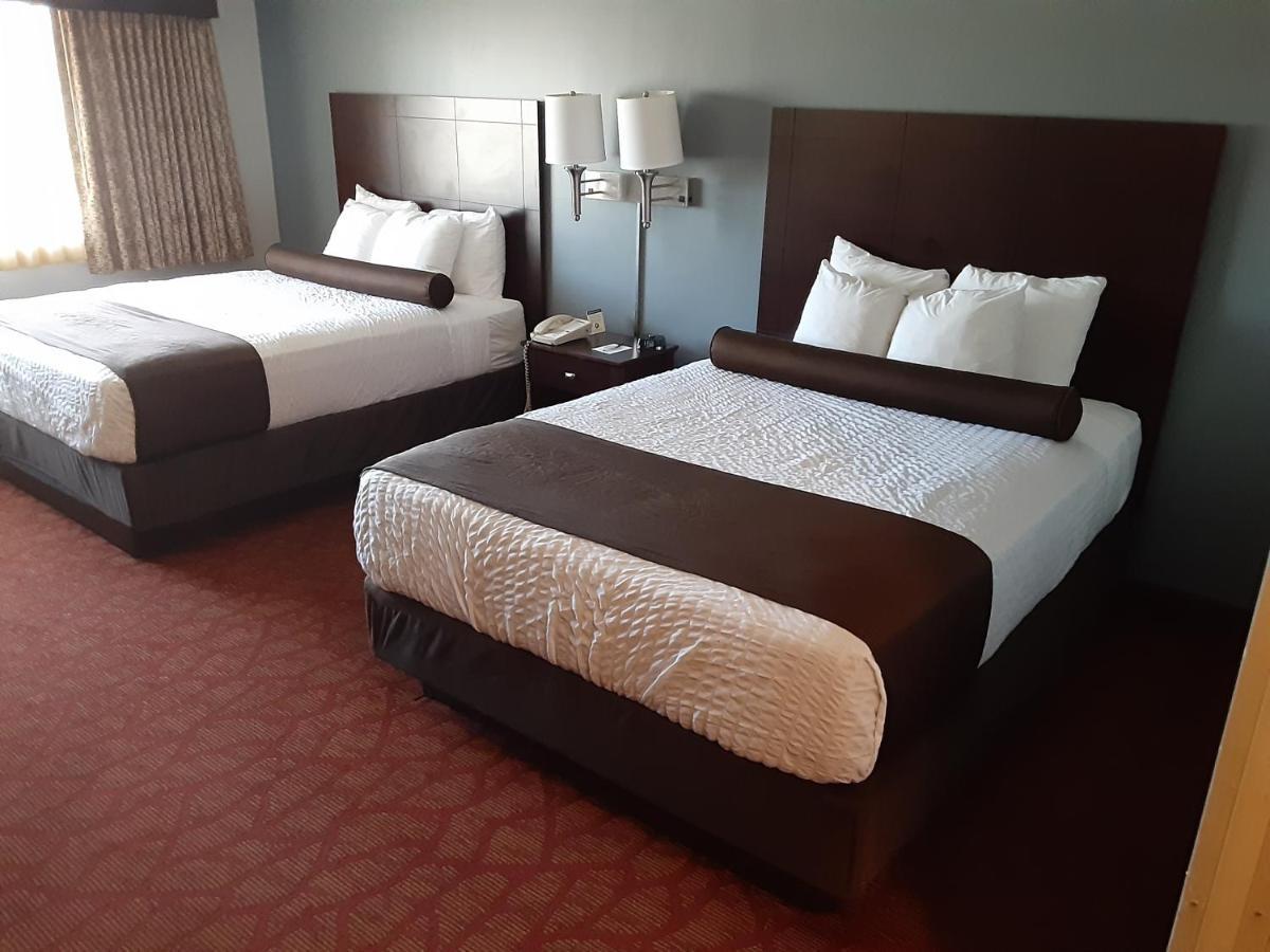 Boarders Inn & Suites By Cobblestone Hotels Superior Exteriör bild